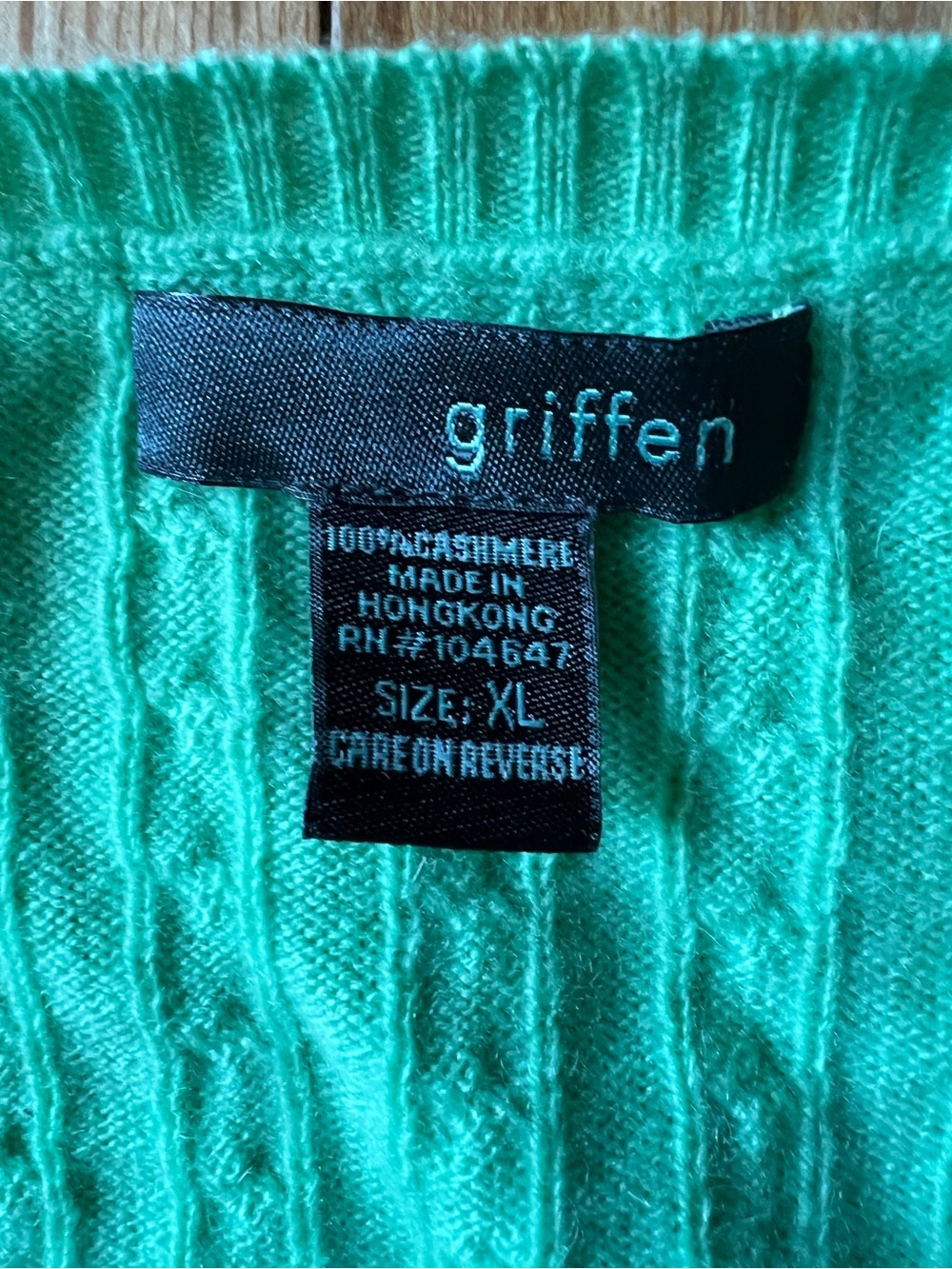3 cashmere sweaters..pink aqua mint green..crewneck turtleneck v neck - Picture 2 of 9